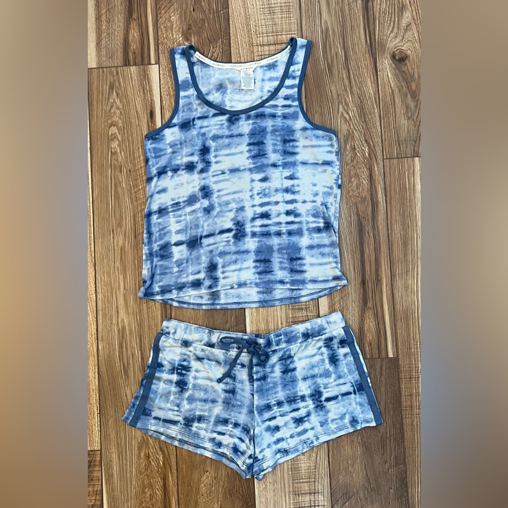 Women’s Lucky Brand Blue Tie Dye Pajama Set Size Medium